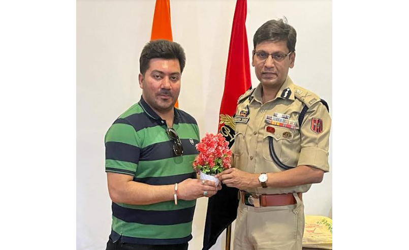 Abhinav Anand calls on ADGP Mukesh Singh