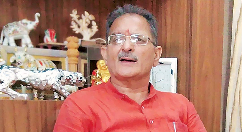 Mehbooba, Farooq act like Pak ‘envoys’, always stand against India: Kavinder