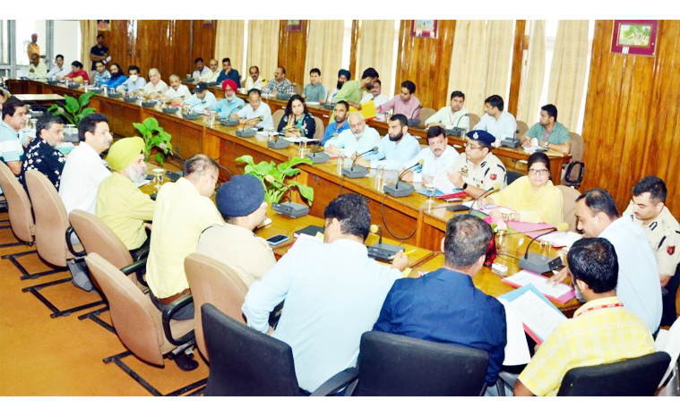 Div Com reviews arrangements for Navratra Festival at Katra