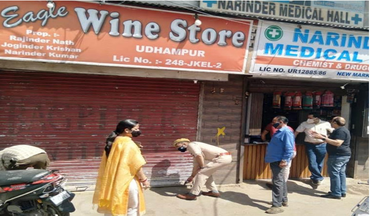 Liquor shop sealed for violation of COVID-19 SOPs in Udhampur