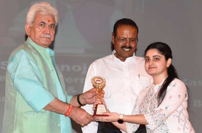 Lt Governor attends Lamp Lighting Ceremony of Shri Mata Vaishno Devi College of Nursing