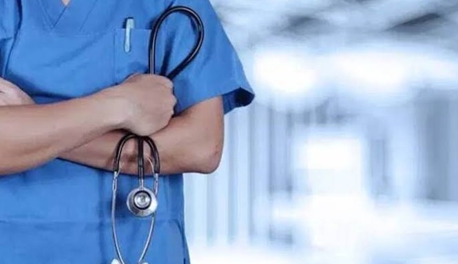 2 Doctors of GMC Baramulla banned from doing Private Practice