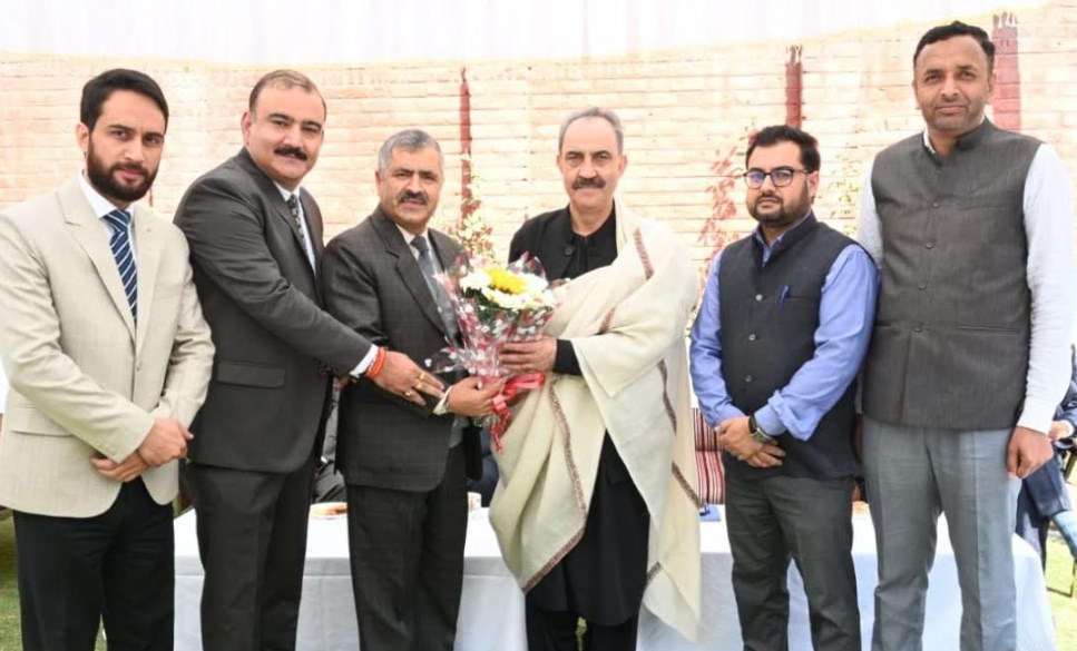 Officers of various District Judiciaries call on the Chief Justice of HC of J&K, Ladakh at Srinagar