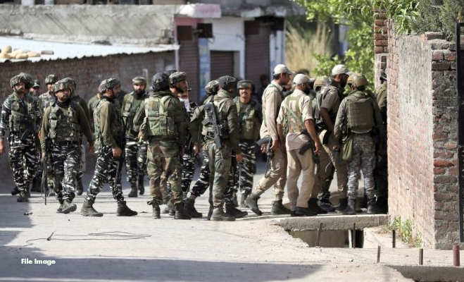 Two hybrid LeT terrorists arrested in J&K’s Shopian