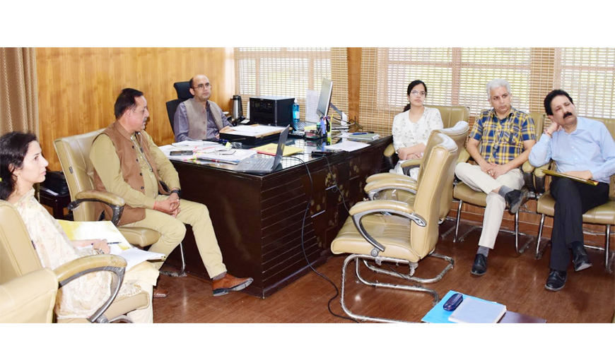 Secretary Health reviews implementation of DNB program in J&K