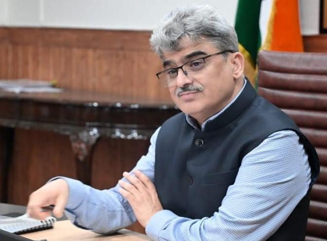 Chief Secretary reviews restoration of NH-44