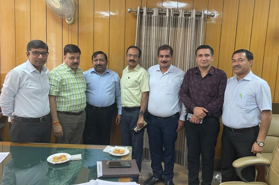 CCI delegation calls on Principal Secretary HUDD; discusses issues pertaining to Jammu traders