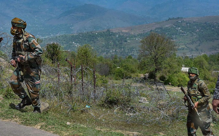 Pakistan Resorts To Cross-Border Firing At Indian Posts On LoC