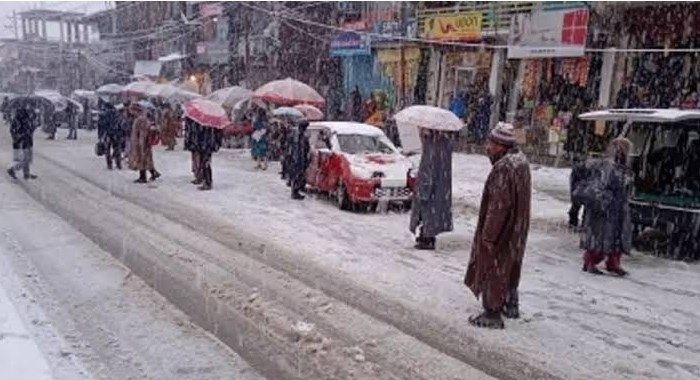 Roads, Water & Power supply restored to normal across Kashmir Division
