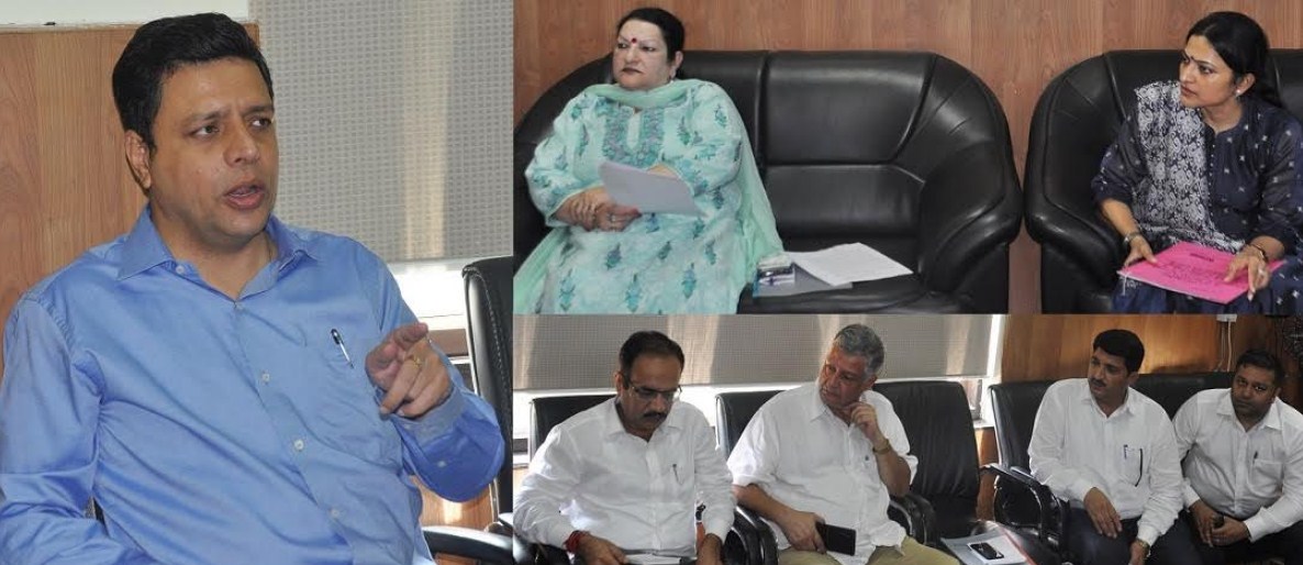 Div Com reviews measures being taken to tackle Dengue in Jammu