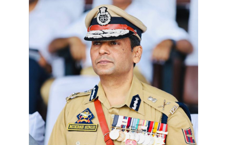 ADGP Jammu Zone Jammu promotes 301 Sg. Constables as Head Constables