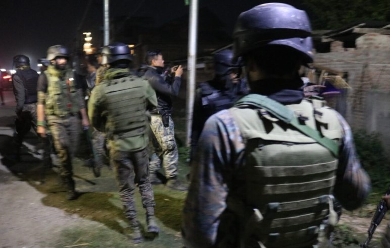 Civilian escapes unhurt in terrorist attack in Jammu and Kashmir's Shopian