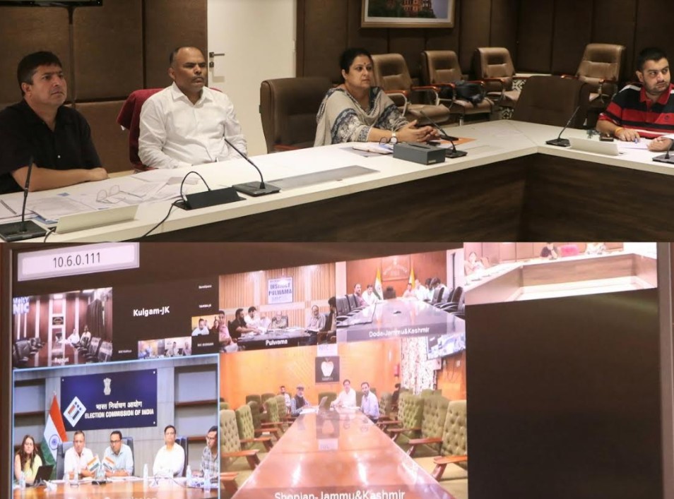 Lt Governor interacts with the students visiting J&K under Kashmir Samvad Yatra initiative