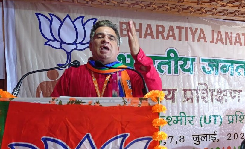 BJP set to form full majority govt in J&K: Ravinder Raina