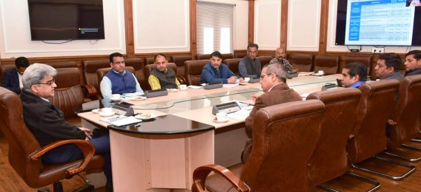   Atal Dulloo reviews functioning of Horticulture Department, MoU with NAFED