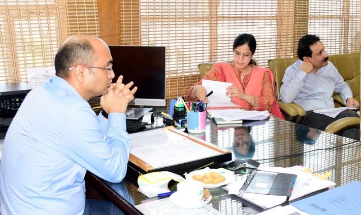 Secretary Health chairs review meeting on screening for lifestyle diseases