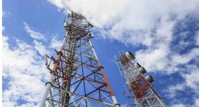 Government approves Rs 26,000 crore to install 25k mobile towers in 500 days