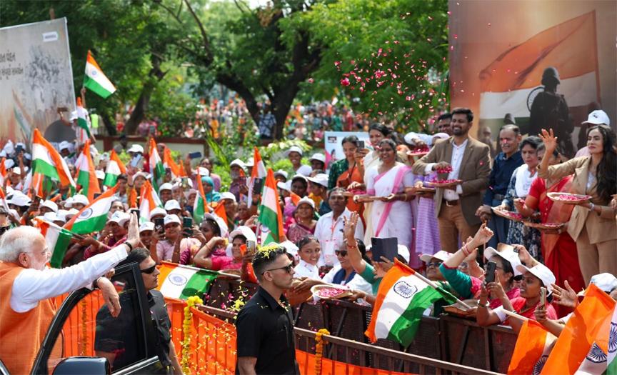 Col Sofiya Qureshi’s family attends PM Modi’s roadshow in Vadodara