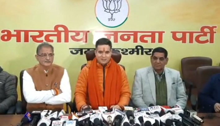 Rahul Gandhi Should Apologise To J&K People Before Yatra Enters UT: Ravinder Raina