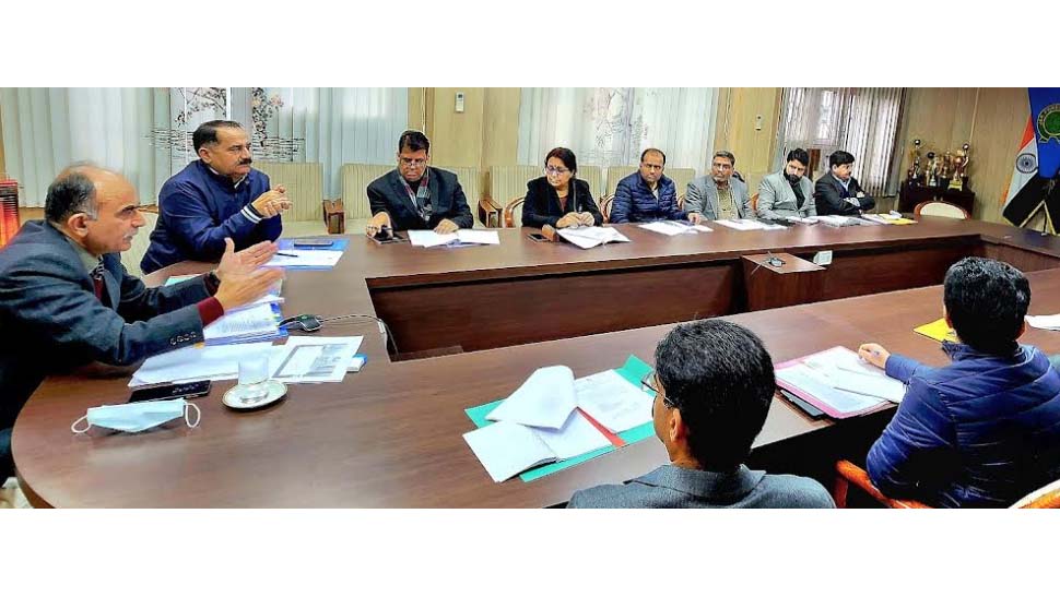 PCCF discusses operationalization of policy on “Sustainable Collection and Utilization of NTFP in J&K”