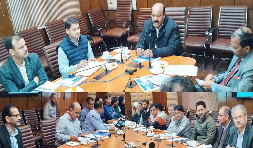 Dy. CM assesses snow clearance preparedness of M&HE Deptt