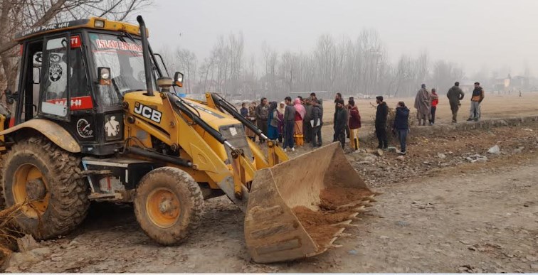 Over 200 kanals of land retrieved from illegal possession in different City parts: DC Srinagar