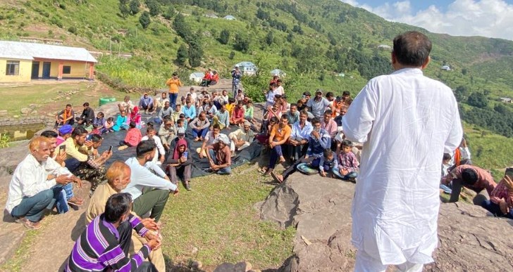 Insecure BJP embracing political toddlers, turncoats and corrupt politicians: Harsh