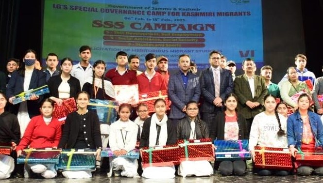 JK Relief Organization, Vodafone IDEA foundation distributes 40 laptops among migrant children