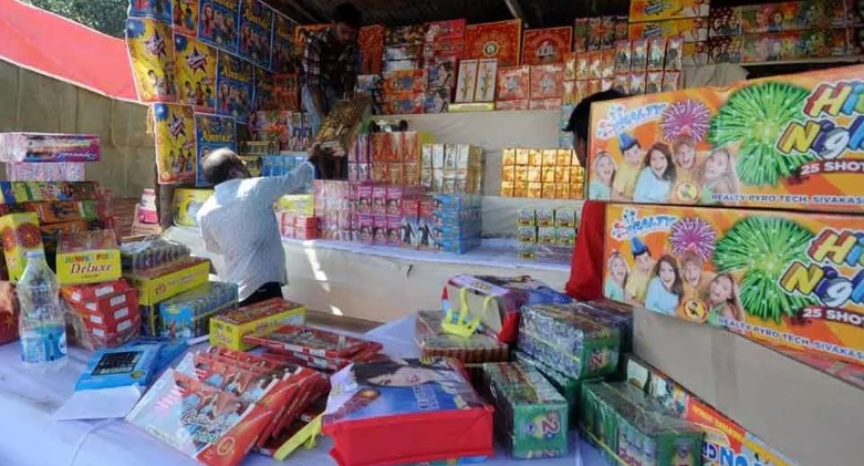 DM Jammu issues regulatory orders for sale of Firecrackers