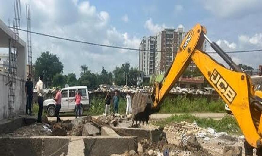 Illegal structures demolished, shops sealed by JDA