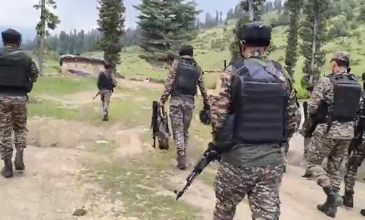 3 Terrorists Killed in Encounter in Jammu and Kashmir's Shopian