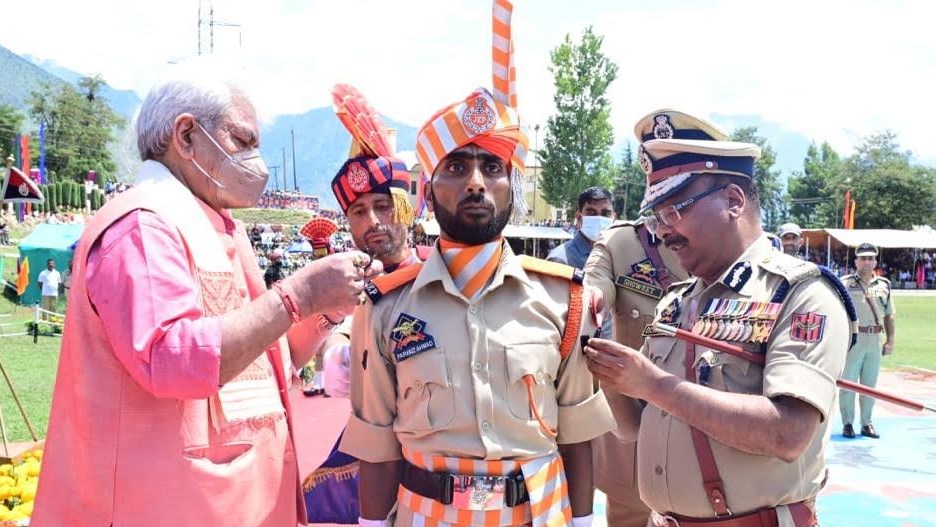 J&K Police is the most versatile force with admirable record of service to the nation: LG Manoj Sinha
