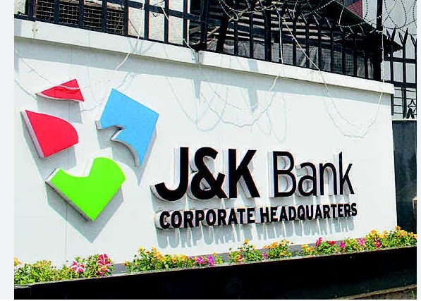 J&K Bank revises commitment charges, earns praise