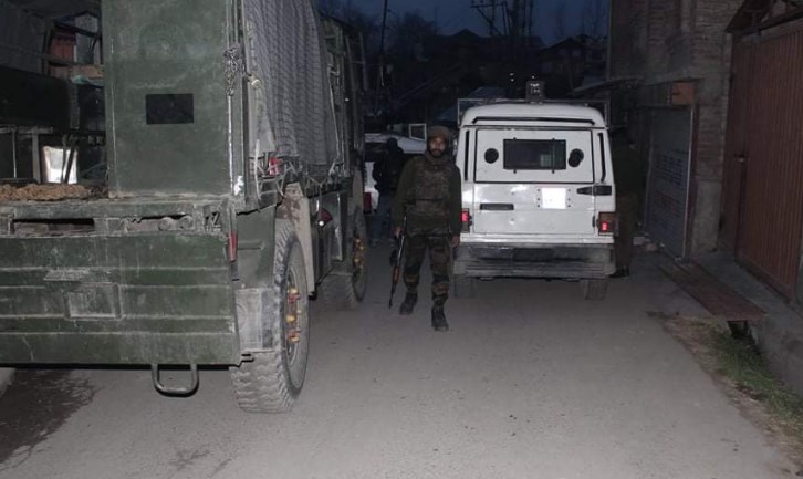 Militants Attack SOG Camp in Shopian, No injury