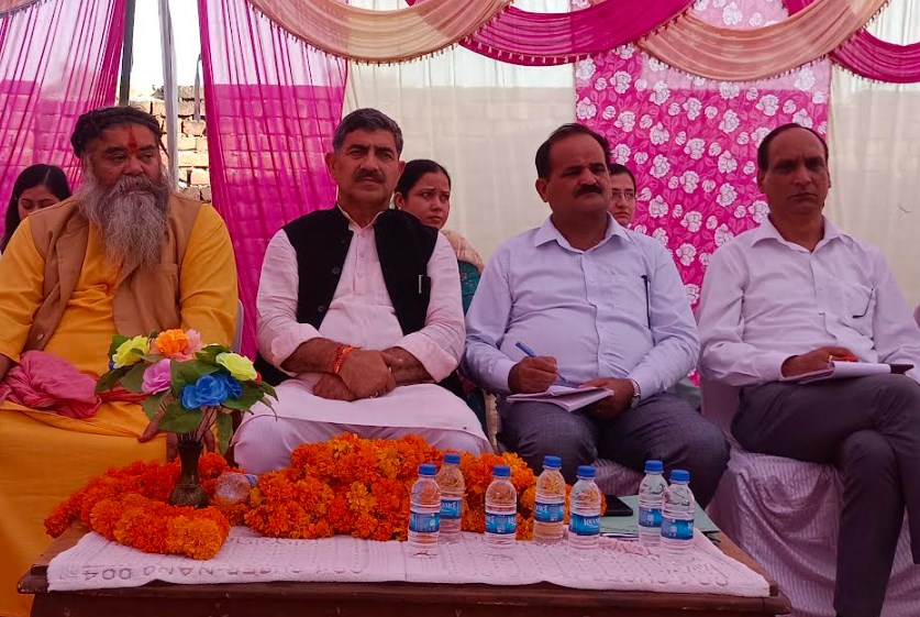 Jugal Kishore held Janta Darbar at Border Village Pargwal in Khour Constituency.