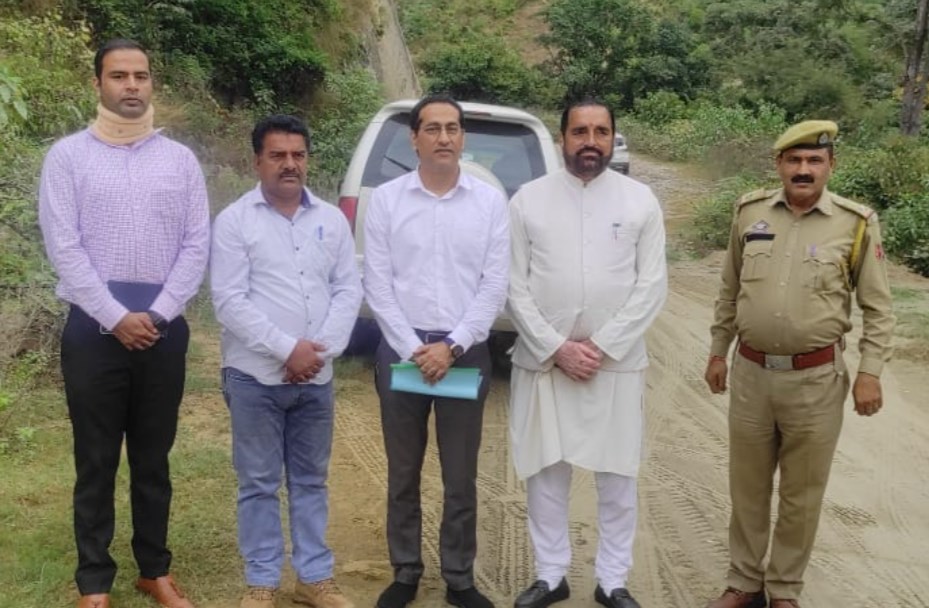 Sonu Pargal visits Sumb to review progress under ABD Programme