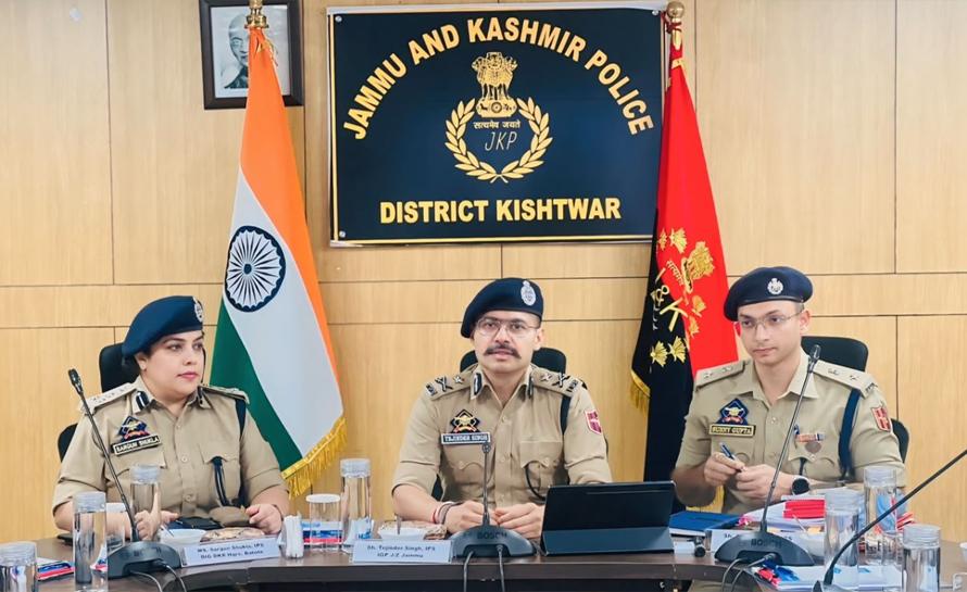 IGP Jammu visits Kishtwar, reviews security