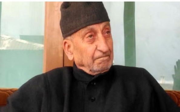 Ex-Hurriyat chairman Abdul Gani Bhat grilled for 8 hours in terror funding case