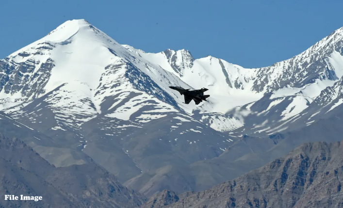 Ladakh Standoff: Chinese fighter jets continue attempts to provoke India on LAC