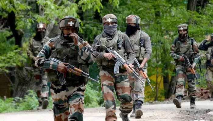 Pakistani forces continue to violate LoC ceasefire, pound Rajouri and Poonch