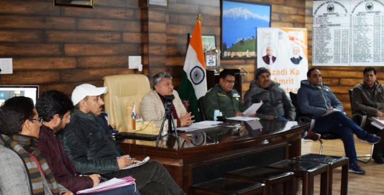DM, SSP review law & order situation in Doda District