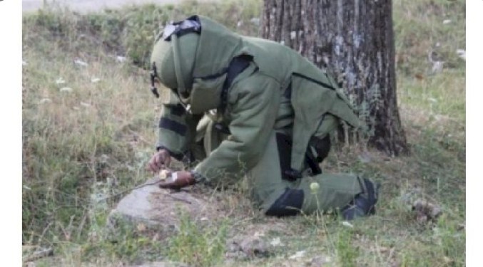 Major tragedy averted after security forces recover IED in Jammu and Kashmir's Arampora