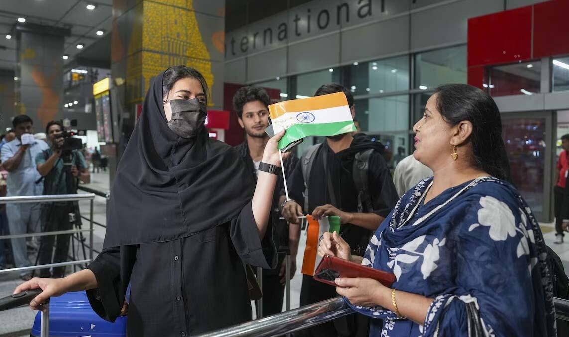 Operation Sindhu continues, 517 Indians returned to India from Iran: MEA