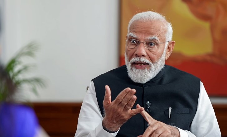 This election is to Punish those who are against Constitution: PM Narendra Modi 