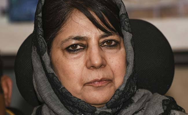 Mehbooba Mufti arrested and shifted to Guest house Hari Niwas 