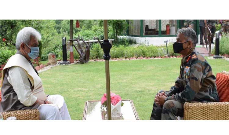 LG visits Lt. Gen Pandey’s residence; pays tribute to his father-in-law, offers condolences