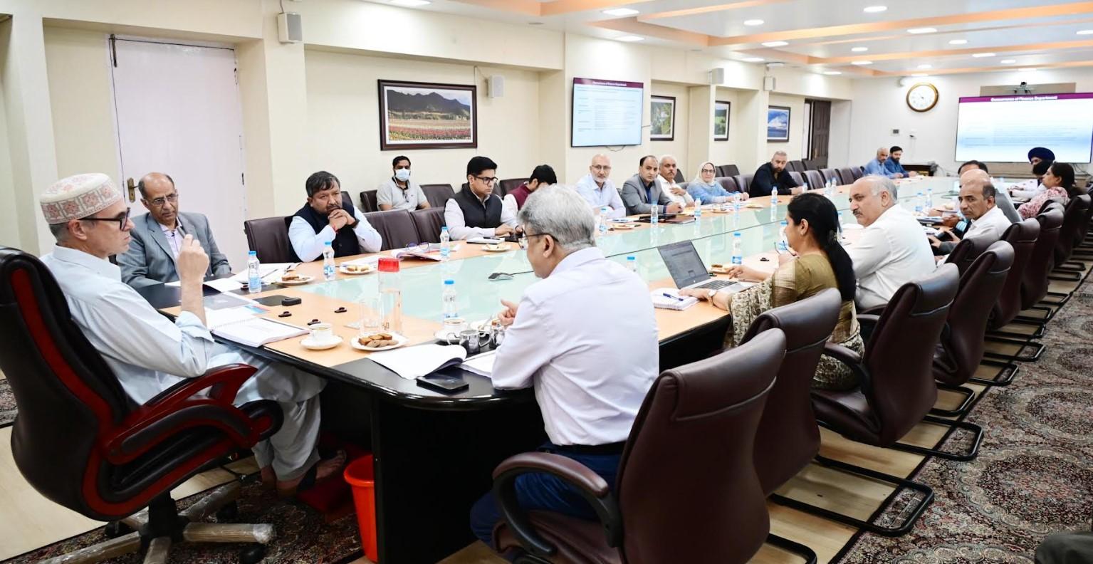 CM Omar Abdullah reviews reorganisation proposals of Housing & Urban Development Department