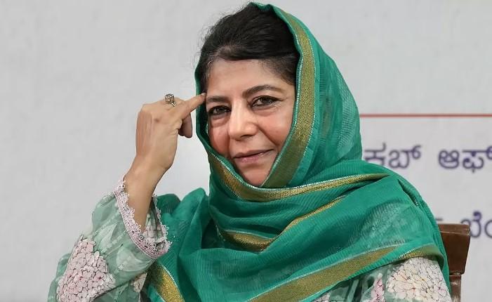 Mehbooba asks J-K CM to employ youths, not ex-servicemen in guard duties