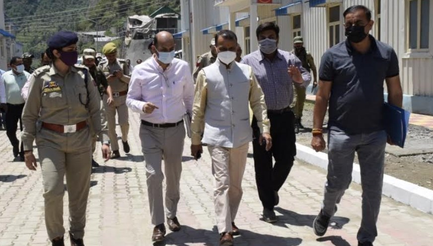 Nitishwar Kumar visits Ramban, reviews arrangements for Shri Amarnathji Yatra