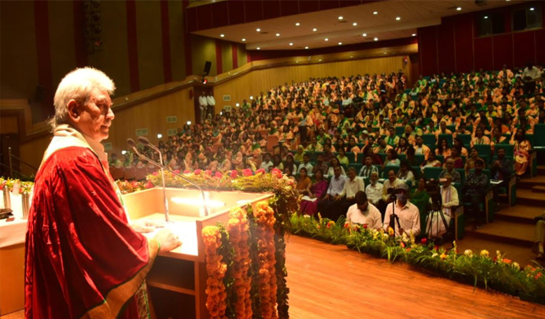 Lt Governor addresses 8th convocation of SMVD University